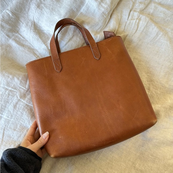 MADEWELL MEDIUM ZIP TOP TOTE - Picture 4 of 10